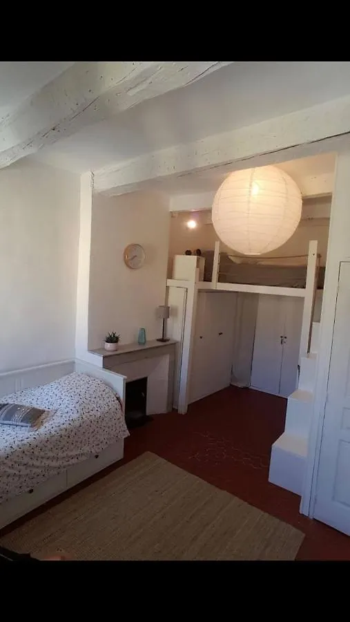 Appartement Cosy Et Lumineux En Coeur De Ville Aix-en-Provence 0*,